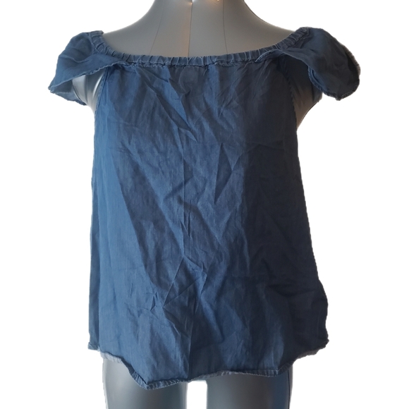J.Crew Blue Chambray Off-Shoulder Top โ Size S - Picture 2 of 6